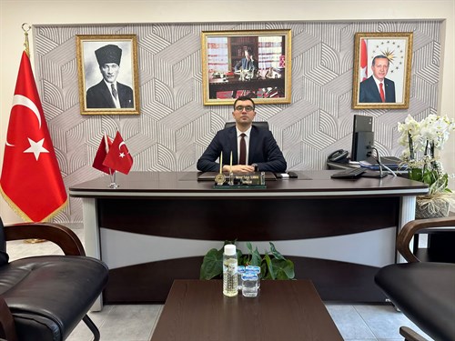 Sayın Kaymakamımız Mehmet Furkan SUMMAK İlçemizdeki görevine başlamıştır.